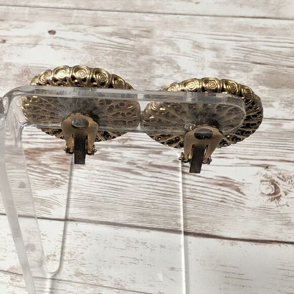 Vintage Clip On Earrings - 1.25" Metallic - Cosmetic Damage - Picture 2 of 8